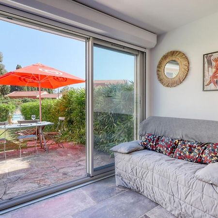 Magnificent Newly Renovated Close To Beach & Swimming Pool Льо Лаванду Екстериор снимка