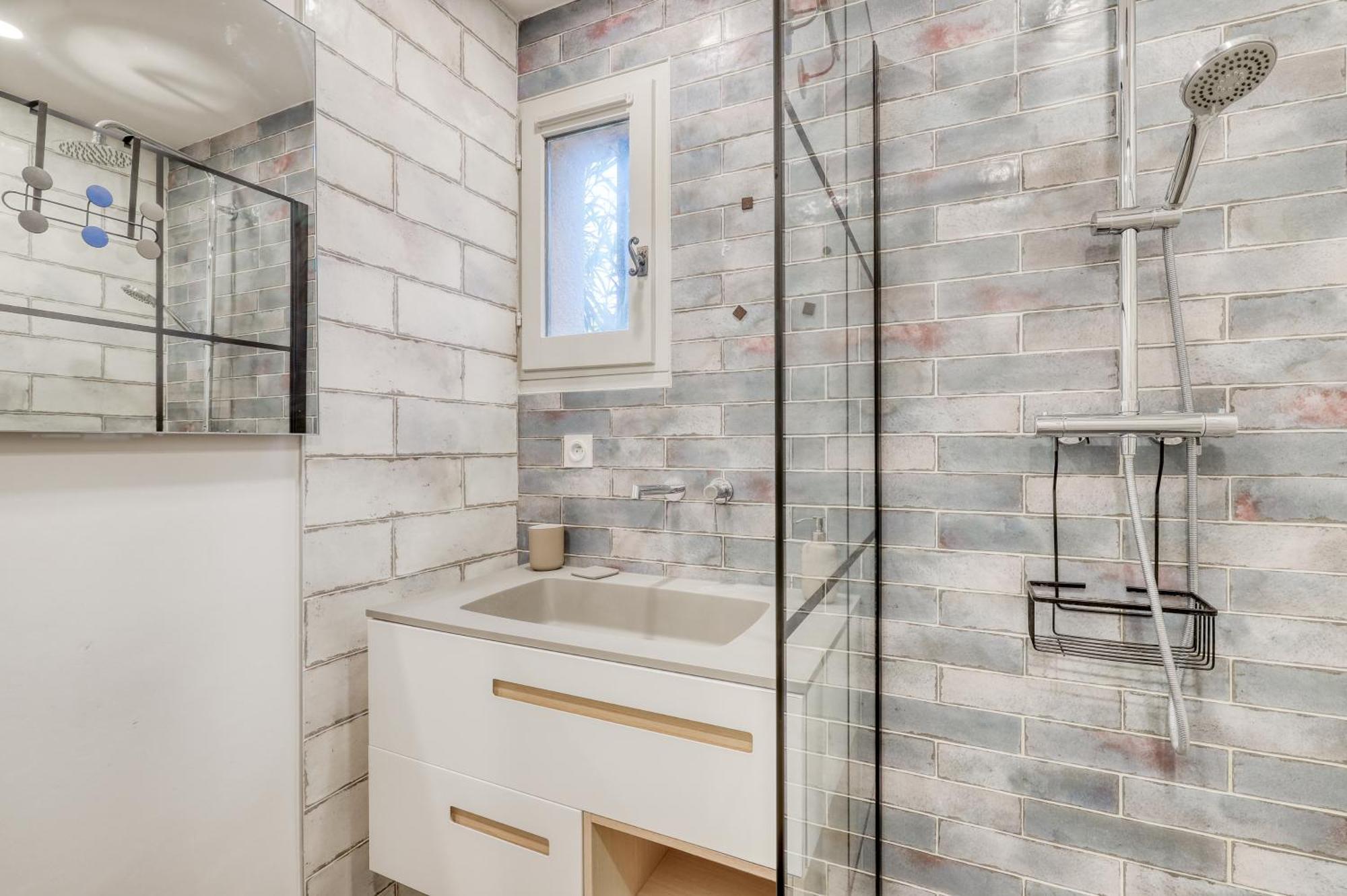 Magnificent Newly Renovated Close To Beach & Swimming Pool Льо Лаванду Екстериор снимка