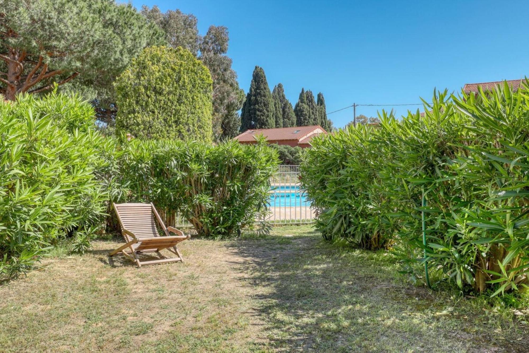 Magnificent Newly Renovated Close To Beach & Swimming Pool Льо Лаванду Екстериор снимка